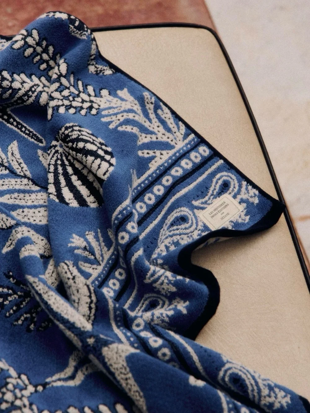 Sézane Blue and White Shell-Print Beach Towel NWT Limited Edition - RARE 🌊